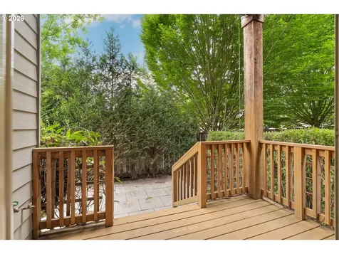 8175 SW Laurelwood Court Portland OR 97225