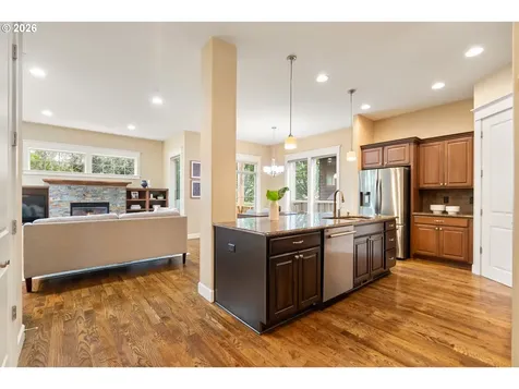 8175 SW Laurelwood Court Portland OR 97225