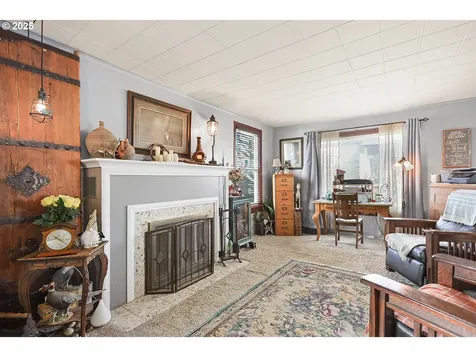 552 NE Williams Street Dufur OR 97021