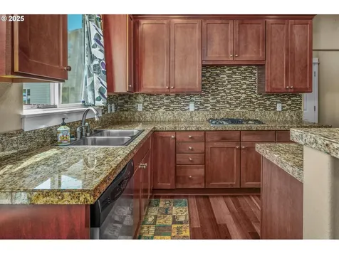 13061 SE Meadehill Avenue Happy Valley OR 97086