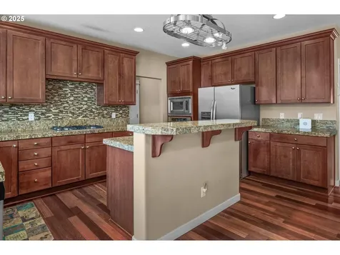 13061 SE Meadehill Avenue Happy Valley OR 97086