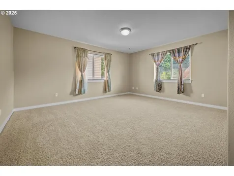 13061 SE Meadehill Avenue Happy Valley OR 97086