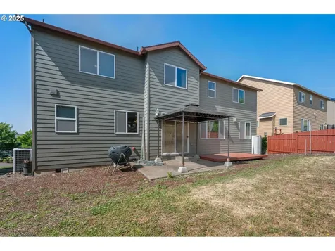 13061 SE Meadehill Avenue Happy Valley OR 97086