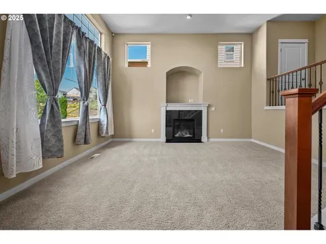 13061 SE Meadehill Avenue Happy Valley OR 97086