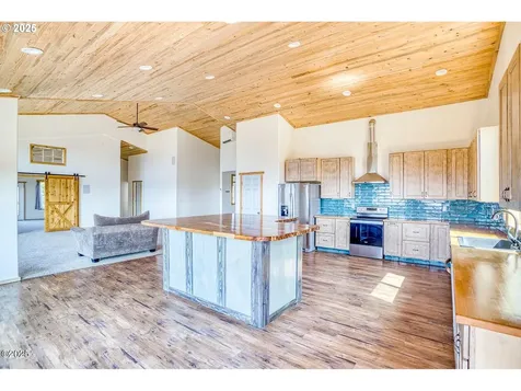 946 N Echo Mountain Road Otis OR 97368