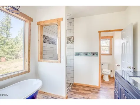 946 N Echo Mountain Road Otis OR 97368