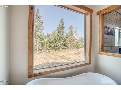 946 N Echo Mountain Road Otis OR 97368
