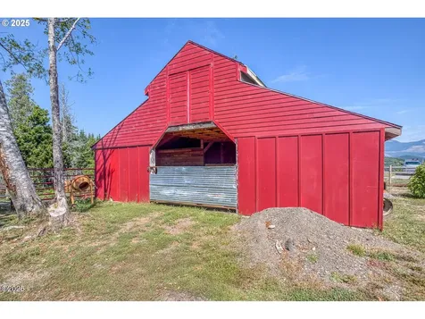 946 N Echo Mountain Road Otis OR 97368