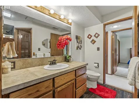 4115 Sunset Way Longview WA 98632