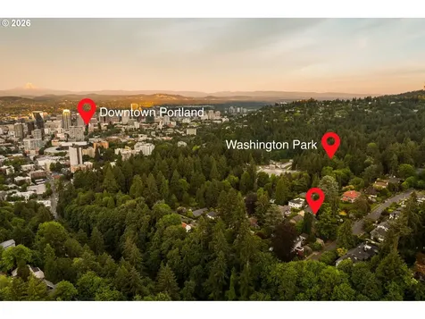 203 SW Kingston Avenue Portland OR 97205