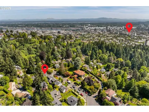 203 SW Kingston Avenue Portland OR 97205