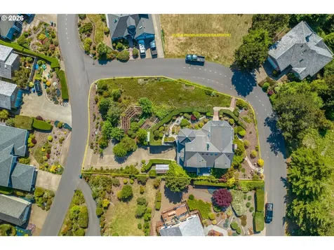 930 NW Highland Drive Waldport OR 97394