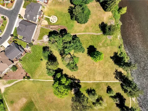 182 Misty Court Woodland WA 98674