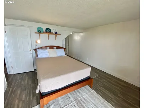 1923 NW Harbor Avenue Lincoln City OR 97367