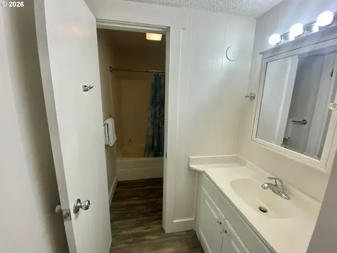 1923 NW Harbor Avenue Lincoln City OR 97367