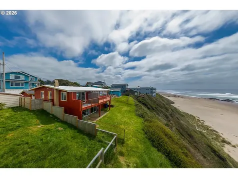 1923 NW Harbor Avenue Lincoln City OR 97367