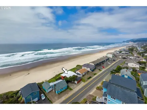 1923 NW Harbor Avenue Lincoln City OR 97367