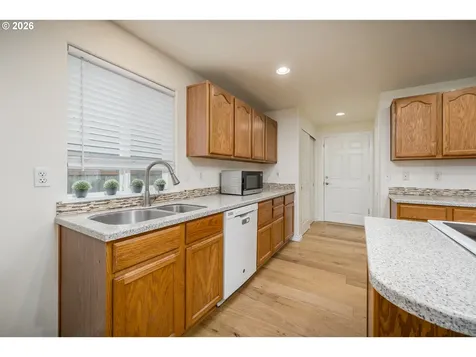 369 Pamela Court Jefferson OR 97352