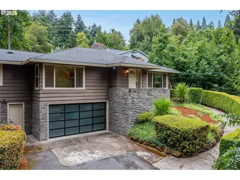 9940 SW Terwilliger Boulevard Portland OR 97219