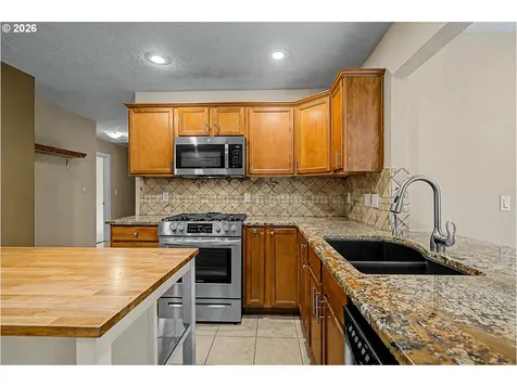 9940 SW Terwilliger Boulevard Portland OR 97219