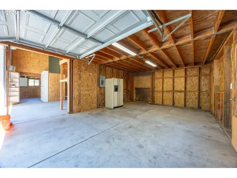 401 De Costa Lane Oakland OR 97462