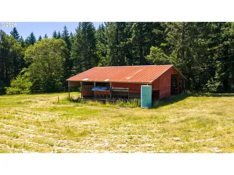 401 De Costa Lane Oakland OR 97462