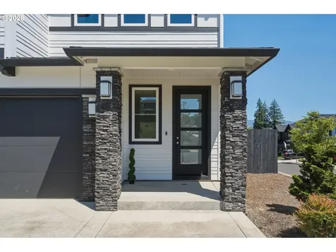 207 W Laurel Street Washougal WA 98671