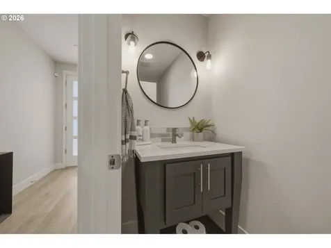 207 W Laurel Street Washougal WA 98671