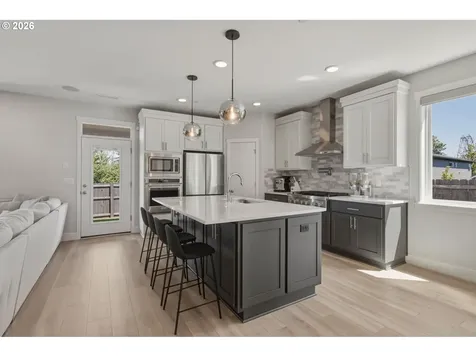 207 W Laurel Street Washougal WA 98671