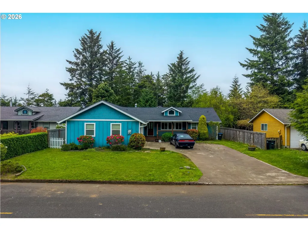 640 SW Kelsie Lane Waldport OR 97394