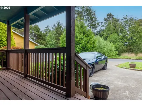 640 SW Kelsie Lane Waldport OR 97394