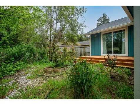 640 SW Kelsie Lane Waldport OR 97394
