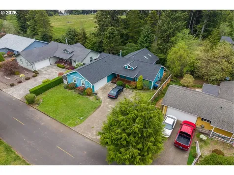 640 SW Kelsie Lane Waldport OR 97394
