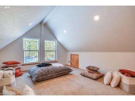 17879 Kodiak Lane Bend OR 97707