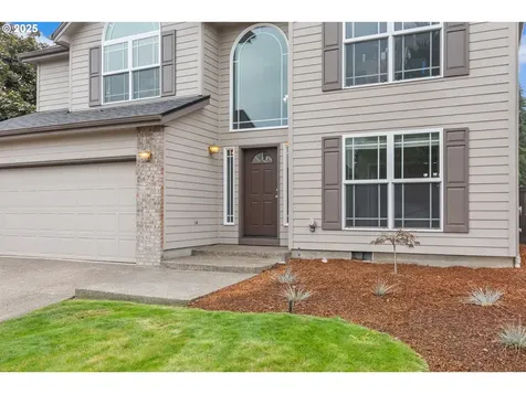 672 Merlot Avenue NE Keizer OR 97303