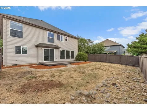 672 Merlot Avenue NE Keizer OR 97303