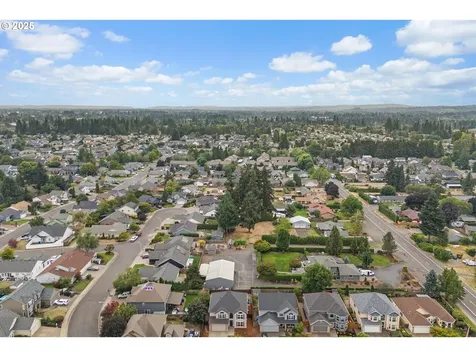 672 Merlot Avenue NE Keizer OR 97303