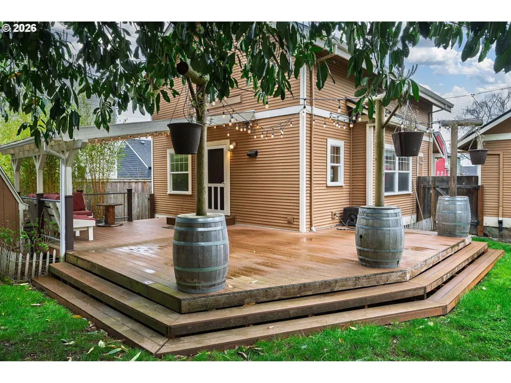 8265 N Fiske Avenue Portland OR 97203