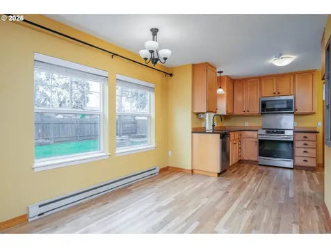 8265 N Fiske Avenue Portland OR 97203