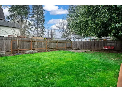 8265 N Fiske Avenue Portland OR 97203