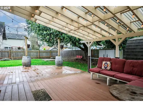 8265 N Fiske Avenue Portland OR 97203