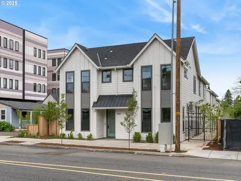 5869 NE Prescott Street Portland OR 97218