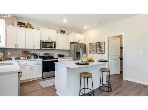 9209 SE Azalea Street Happy Valley OR 97086