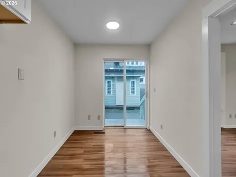 3862 SE Ivon Street Portland OR 97202