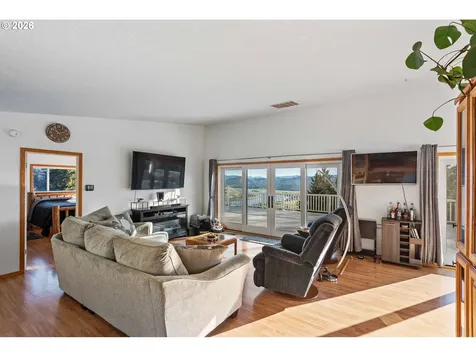 770 18th Avenue Coos Bay OR 97420