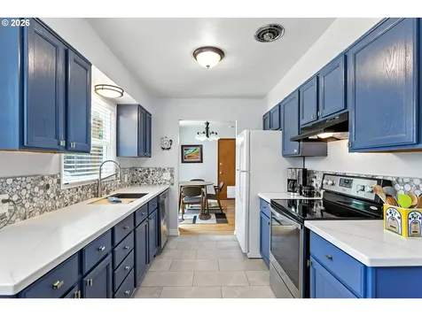 2418 NE 137th Avenue Portland OR 97230