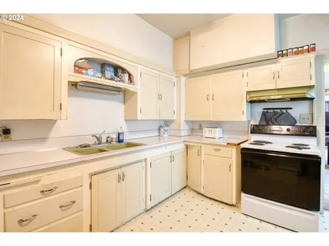 317 SW 14th Street Pendleton OR 97801
