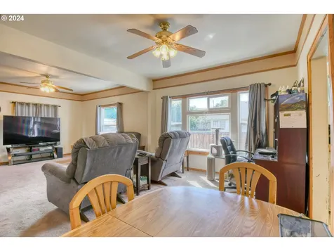 317 SW 14th Street Pendleton OR 97801