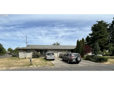 1730 Tierra Lynn Drive Woodburn OR 97071