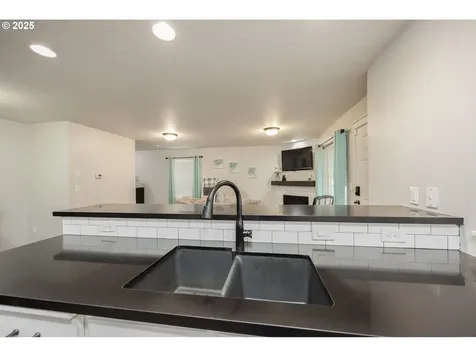 1106 SE 6th Street Battle Ground WA 98604